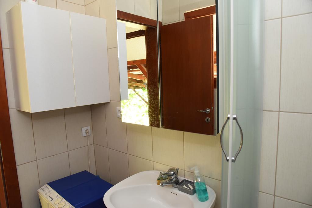 Holiday Home Kucica Na Drvetu Banja Koviljača Zewnętrze zdjęcie