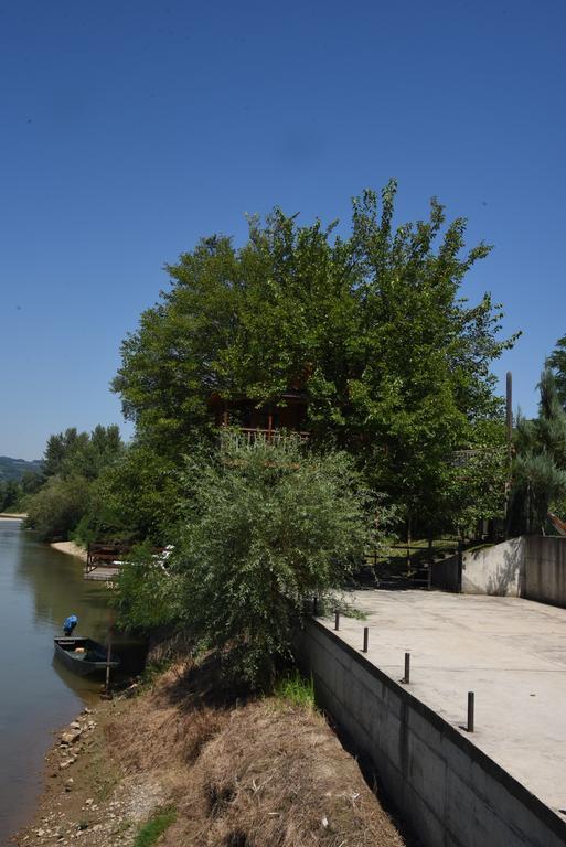 Holiday Home Kucica Na Drvetu Banja Koviljača Zewnętrze zdjęcie