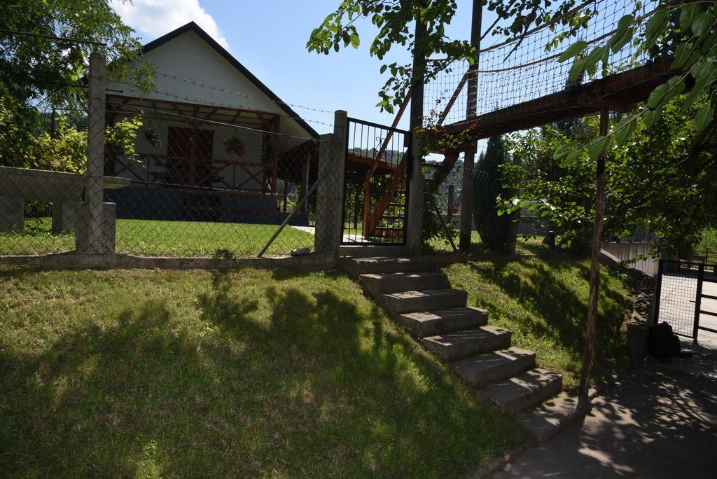 Holiday Home Kucica Na Drvetu Banja Koviljača Zewnętrze zdjęcie