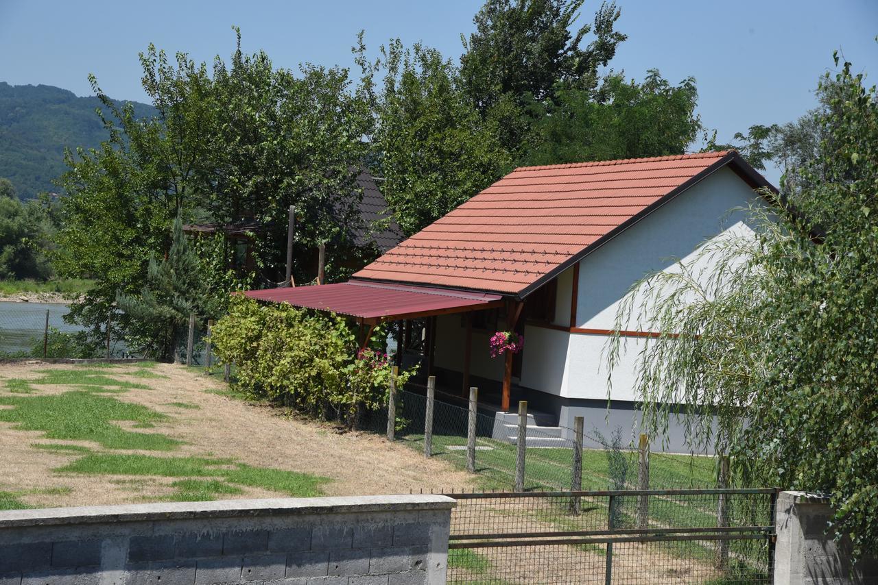 Holiday Home Kucica Na Drvetu Banja Koviljača Zewnętrze zdjęcie